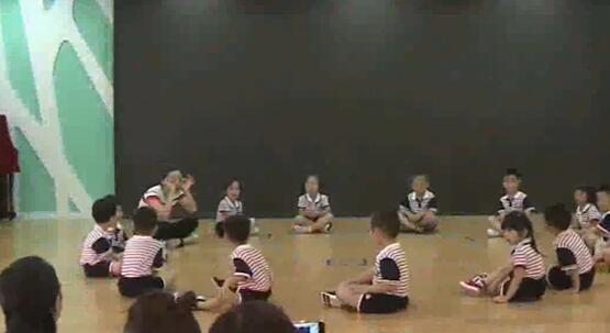 幼儿园公开课优质课80小班亲子韵律《挑西瓜》