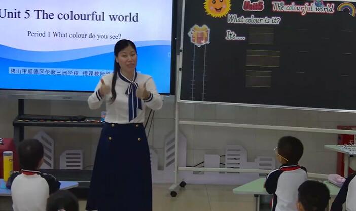 Unit 5 A Let's talk伦教三洲学校郭琦美