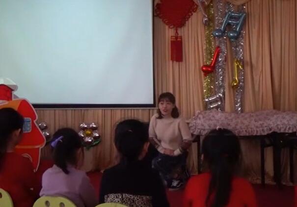 幼儿园公开课优质课中班健康《小猪生病了》课堂实录