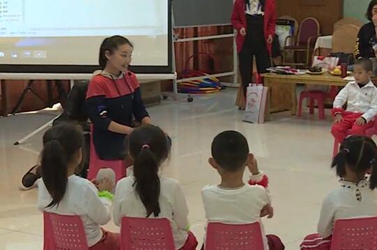 幼儿园公开课优质课大班律动《蝴蝶飞飞》 第十届