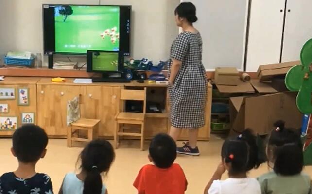 幼儿园公开课优质课小班音乐《小蚂蚁避雨》课堂实录