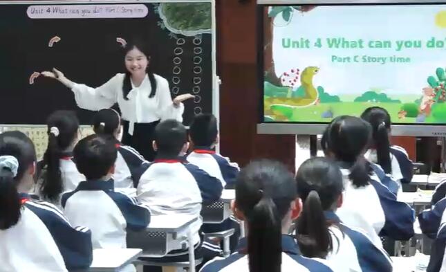Unit 4 C storytime富教小学蔡凯娜