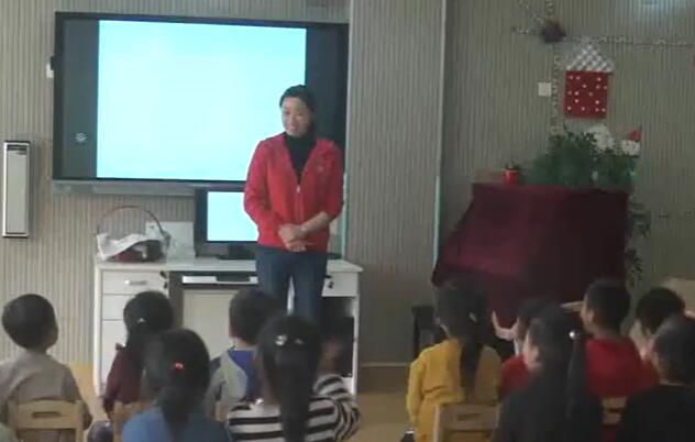 幼儿园公开课优质课中班美术《果实变变变》课堂实录