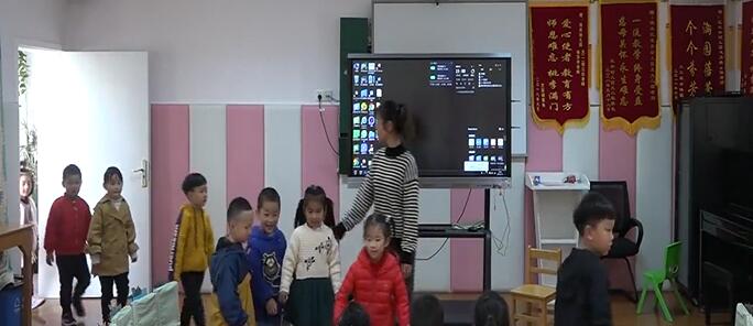 幼儿园公开课优质课中班语言《最奇妙的蛋》课堂实录