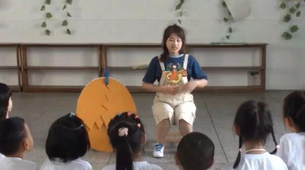 幼儿园公开课优质课小班律动《小鸡破壳记》课堂实录
