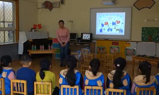 幼儿园公开课优质课大班音乐《铃儿响叮当》课堂实录