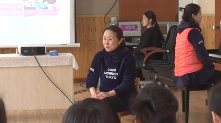 幼儿园公开课优质课大班音乐《铅笔盒游戏》课堂实录